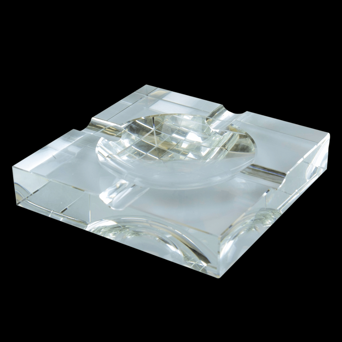 OG crystal cut ashtray – 20cm square heavy glass with round bowl