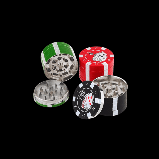 Poker chip–style 3-part metal herb grinder opened to show pyramid teeth and magnetic lid — size options 40 mm / 50 mm