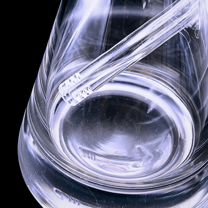 Close-up of the thick glass beaker base and internal downstem