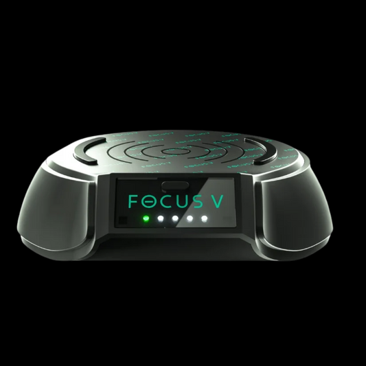 Focus V Carta 2 Power Bank showing compact design and USB ports.