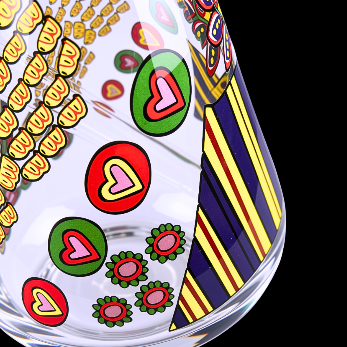 Close-up of hearts, flowers and striped artwork on the Urban Totem bong