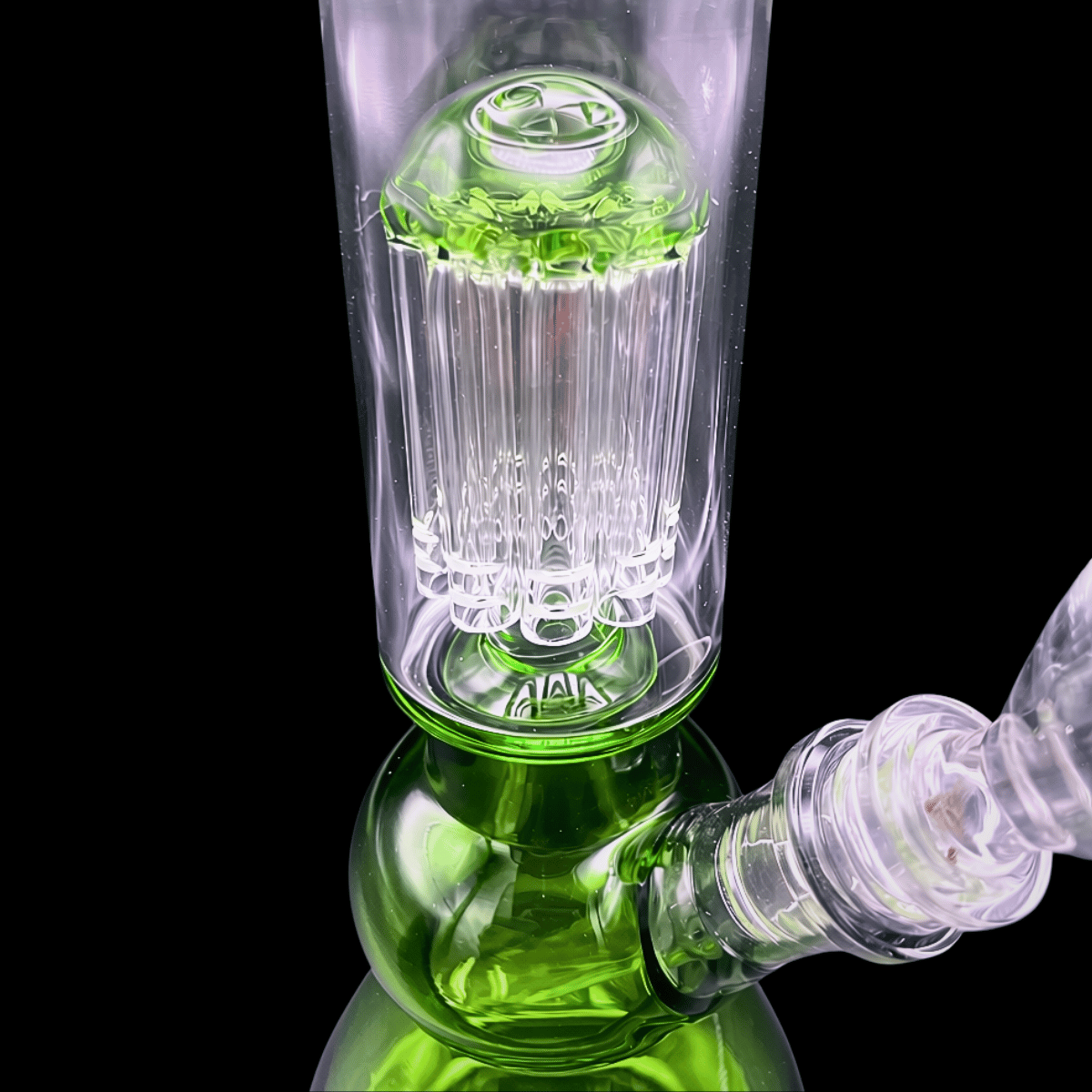  Close-up of the green percolator chamber and removable glass bowl