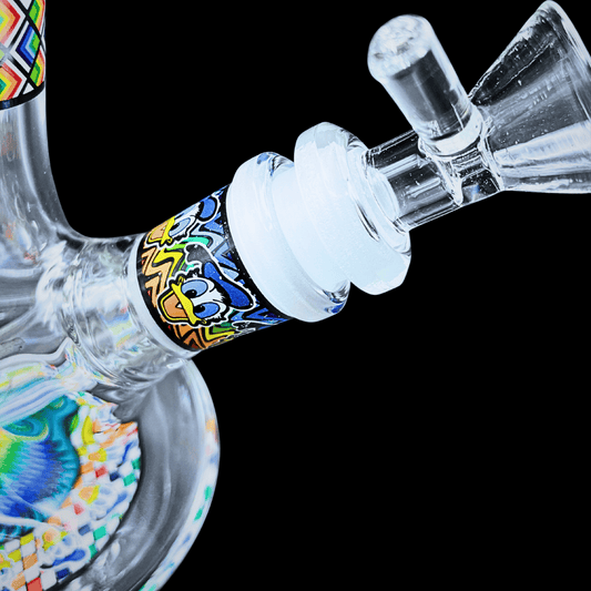 Removable glass bowl and downstem on Donald Duck glass bong